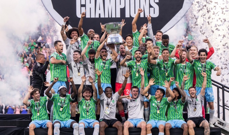 Pedro De la Vega, campen y mejor jugador del torneo